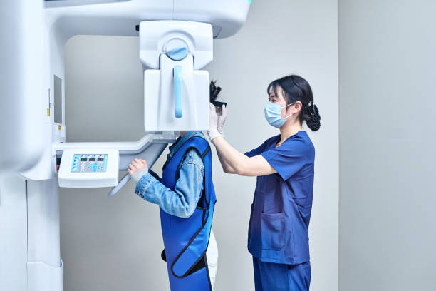 Best Emergency Gum Treatment in Shady Hills, FL